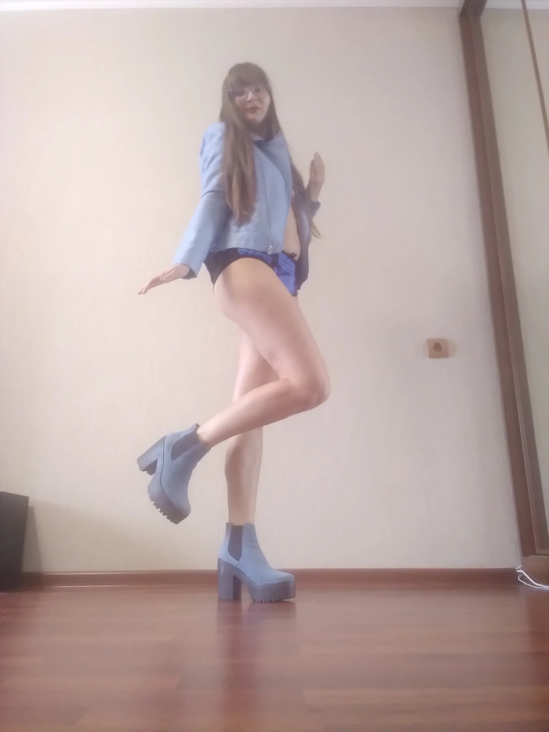 XXX Porn Photo of Nude KiraGoldens 240