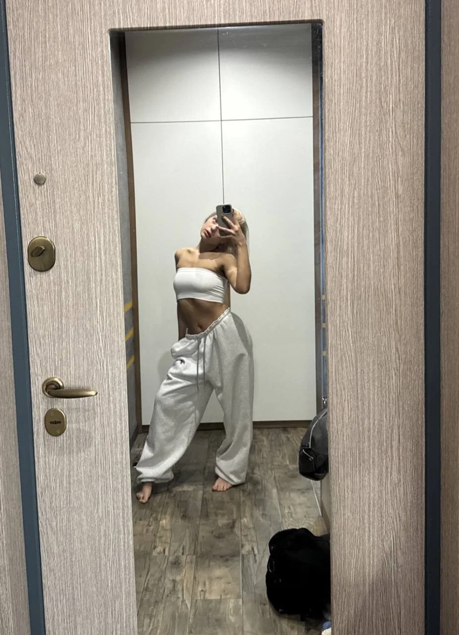 XXX Porn Photo of Nude Daisy_Wave 13