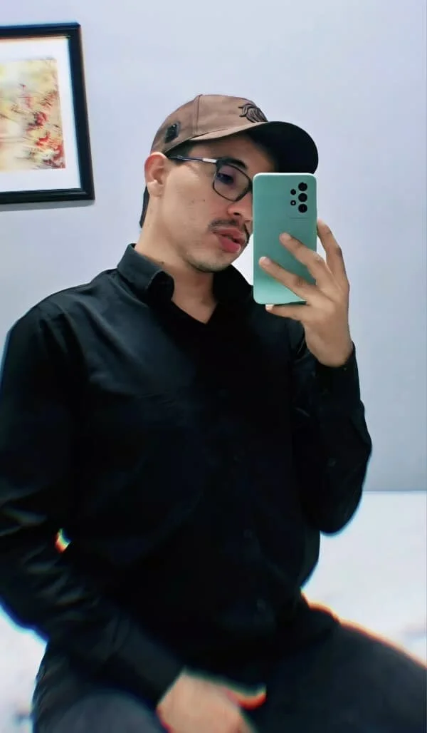 XXX Porn Photo of Nude Mr_Aaronn 5