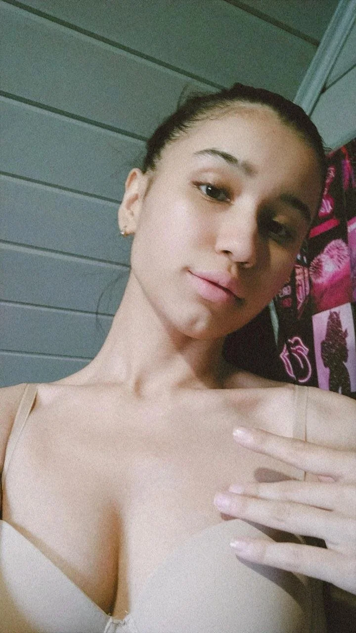 XXX Porn Photo of Nude Luna_Glow 15