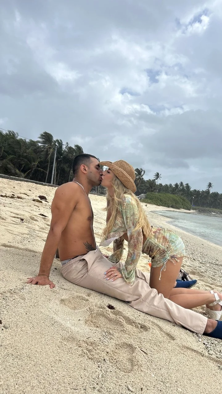 XXX Porn Photo of Nude Susi_and_mat 200