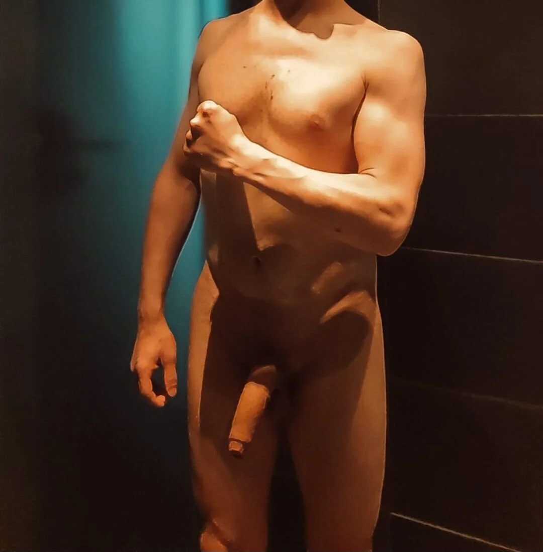 XXX Porn Photo of Nude 6incheswannacum 8