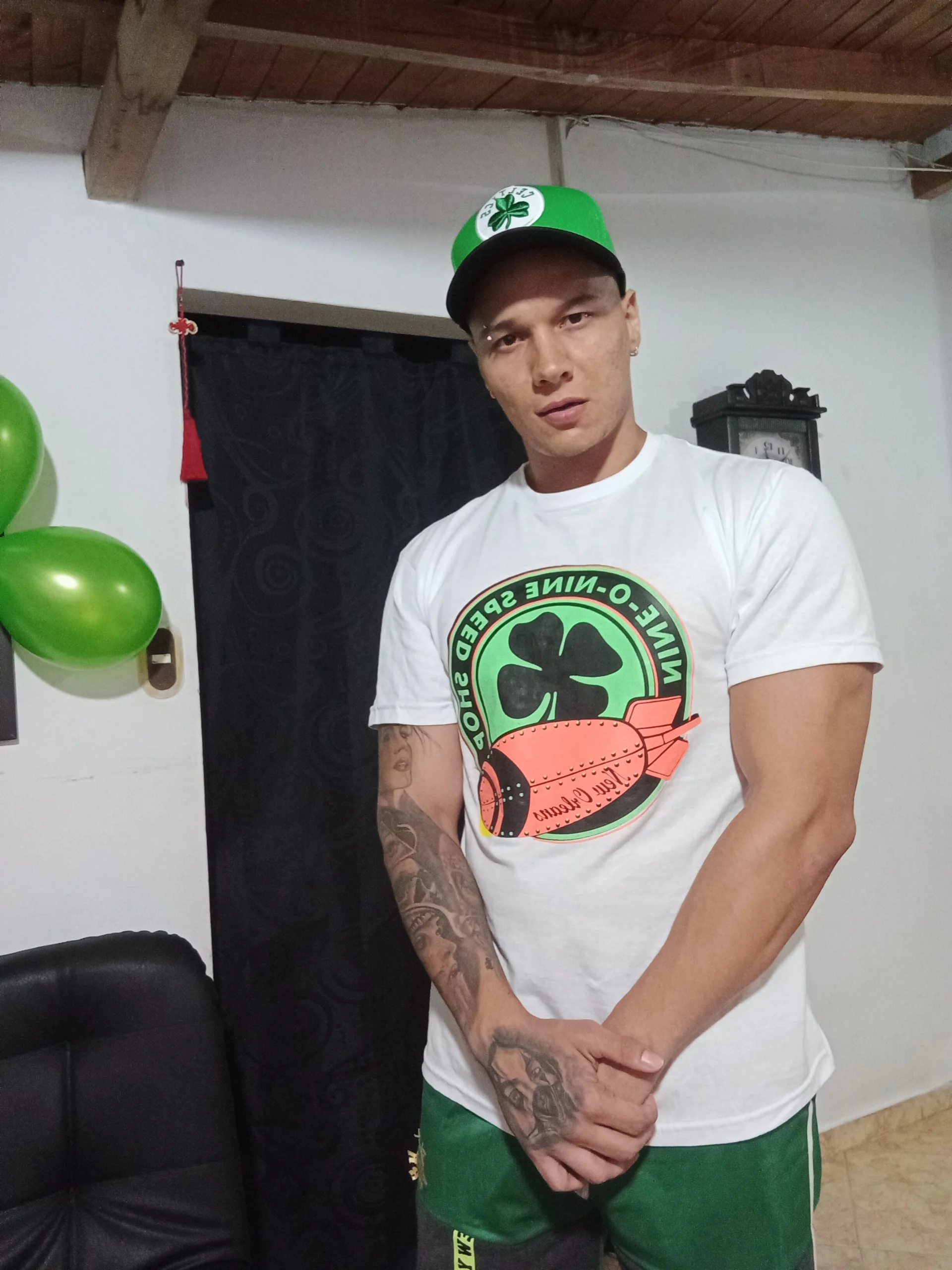 XXX Porn Photo of Nude damian_c12 51