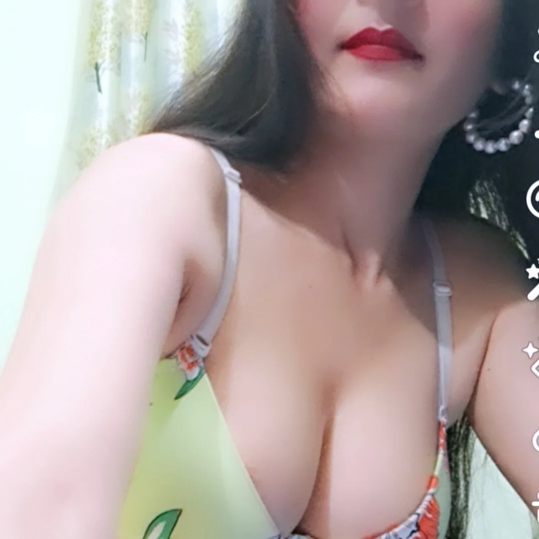 XXX Porn Photo of Nude RealNaina 2