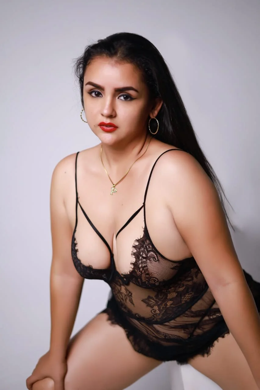 XXX Porn Photo of Nude KeiraBrook 10
