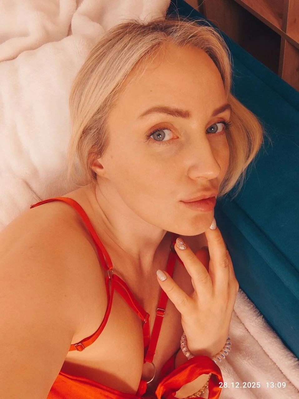 XXX Porn Photo of Nude MonikFoxi 16