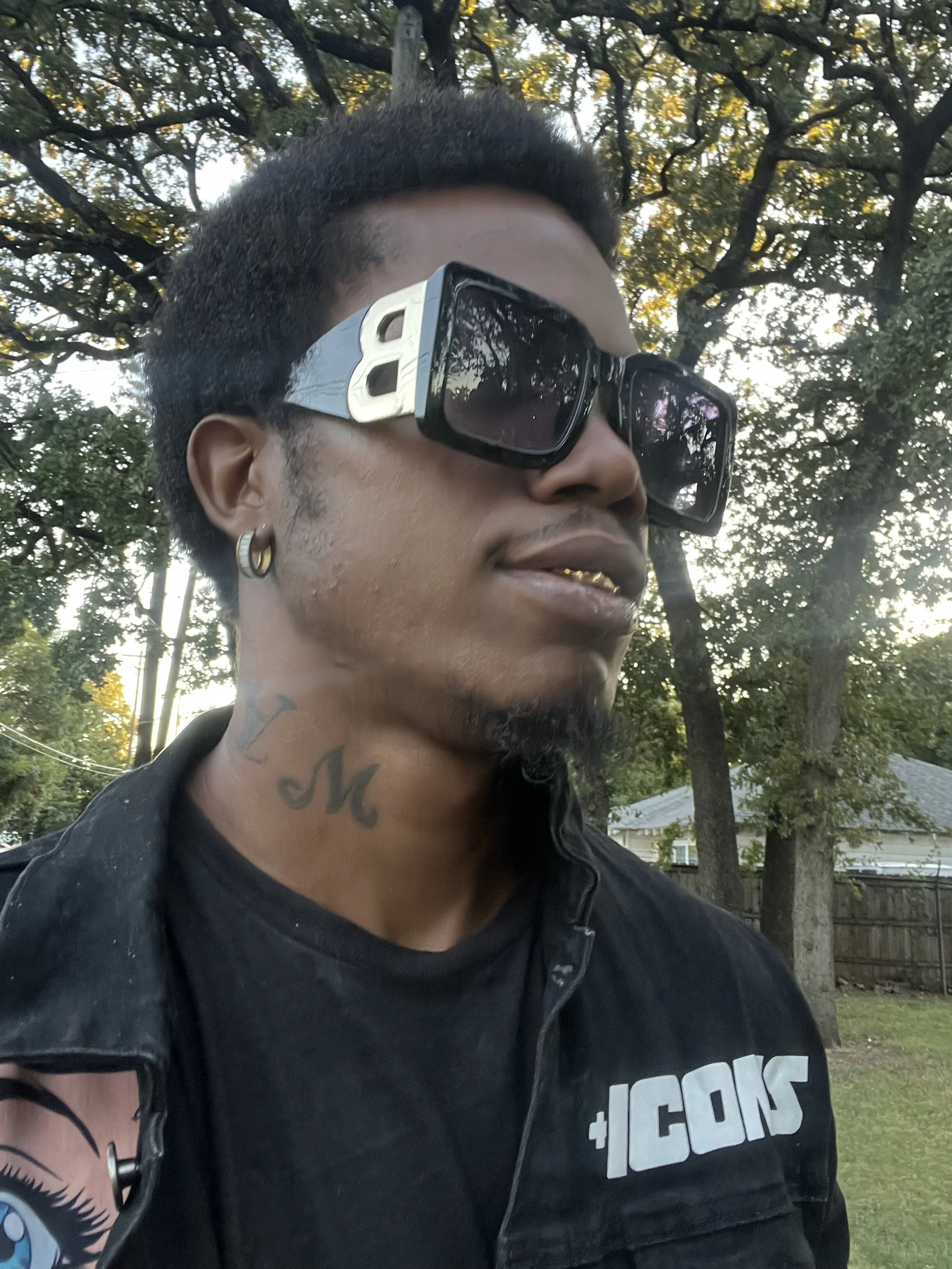 XXX Porn Photo of Nude SlimeCrownzOut5 5
