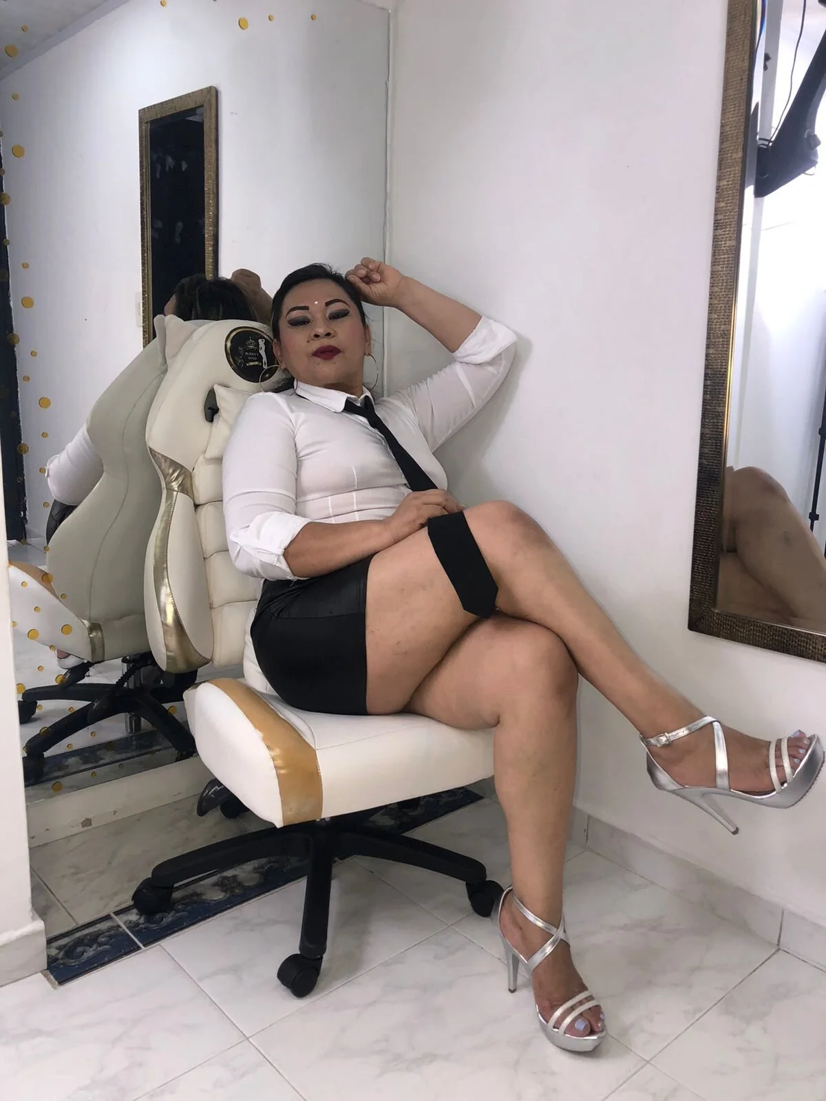XXX Porn Photo of Nude dianamilf 42