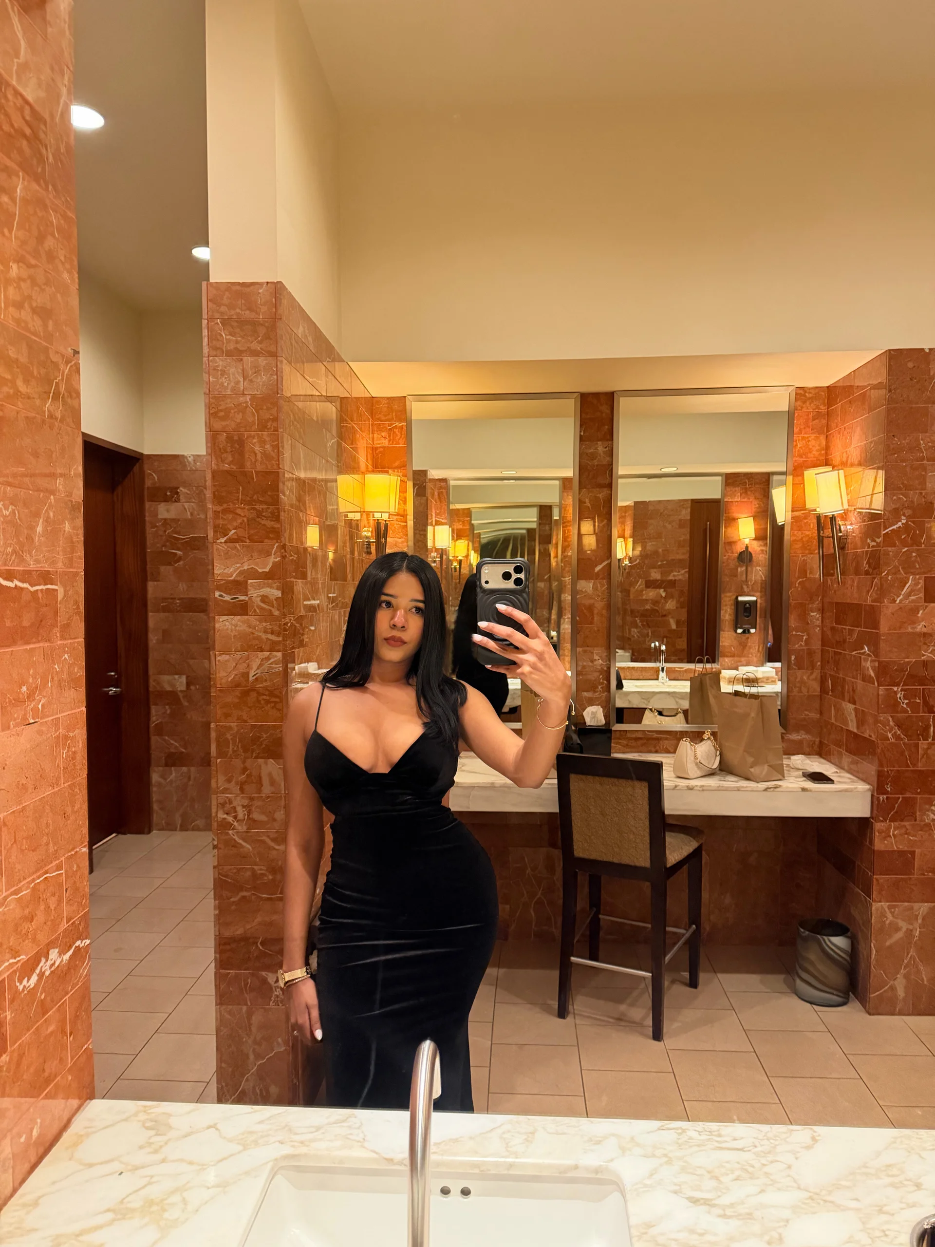 XXX Porn Photo of Nude skye_xw 22