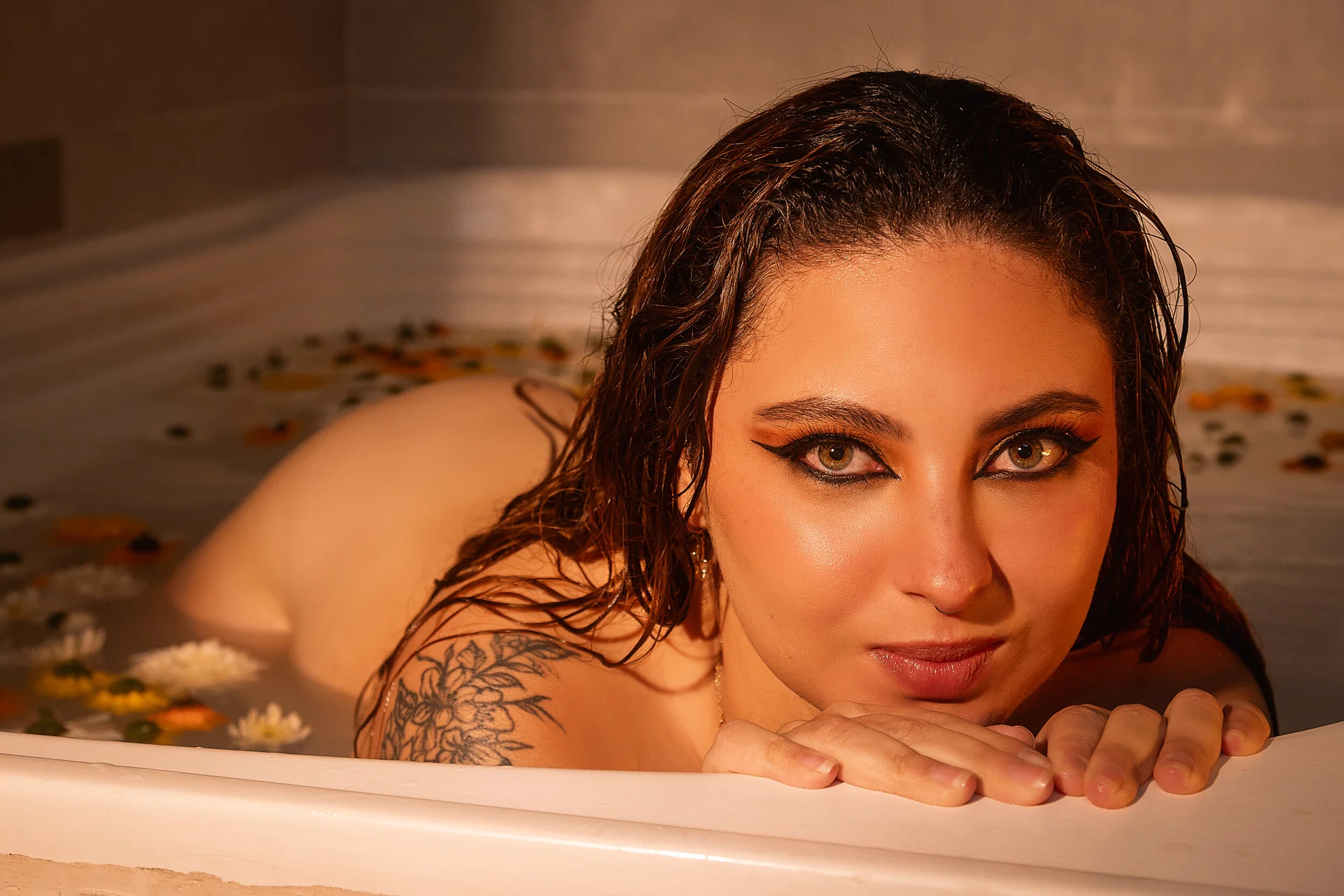 XXX Porn Photo of Nude izyzys_baker 13