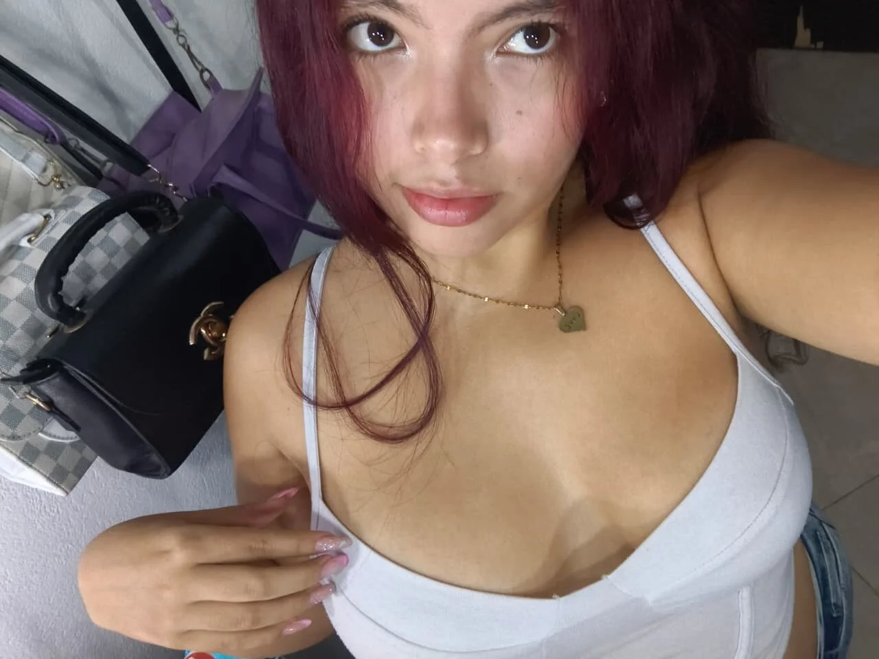 XXX Porn Photo of Nude Maddy_red_ 2