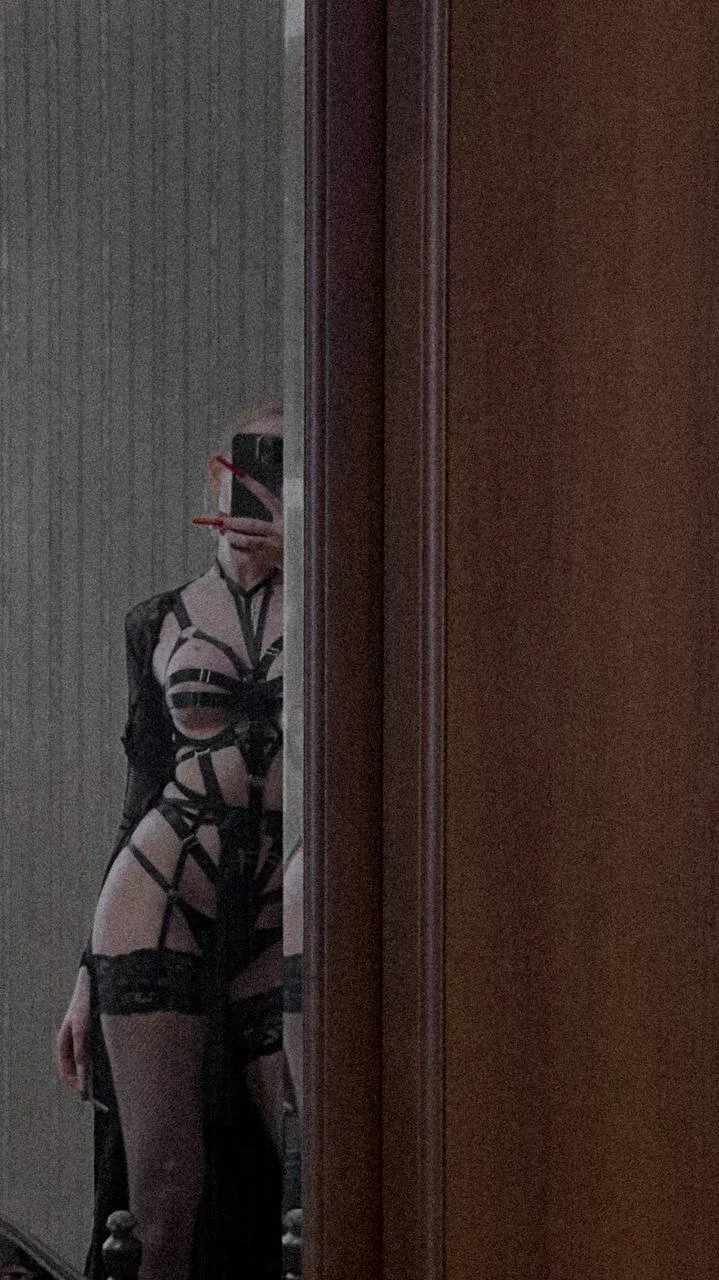 XXX Porn Photo of Nude Sin_city_ 2
