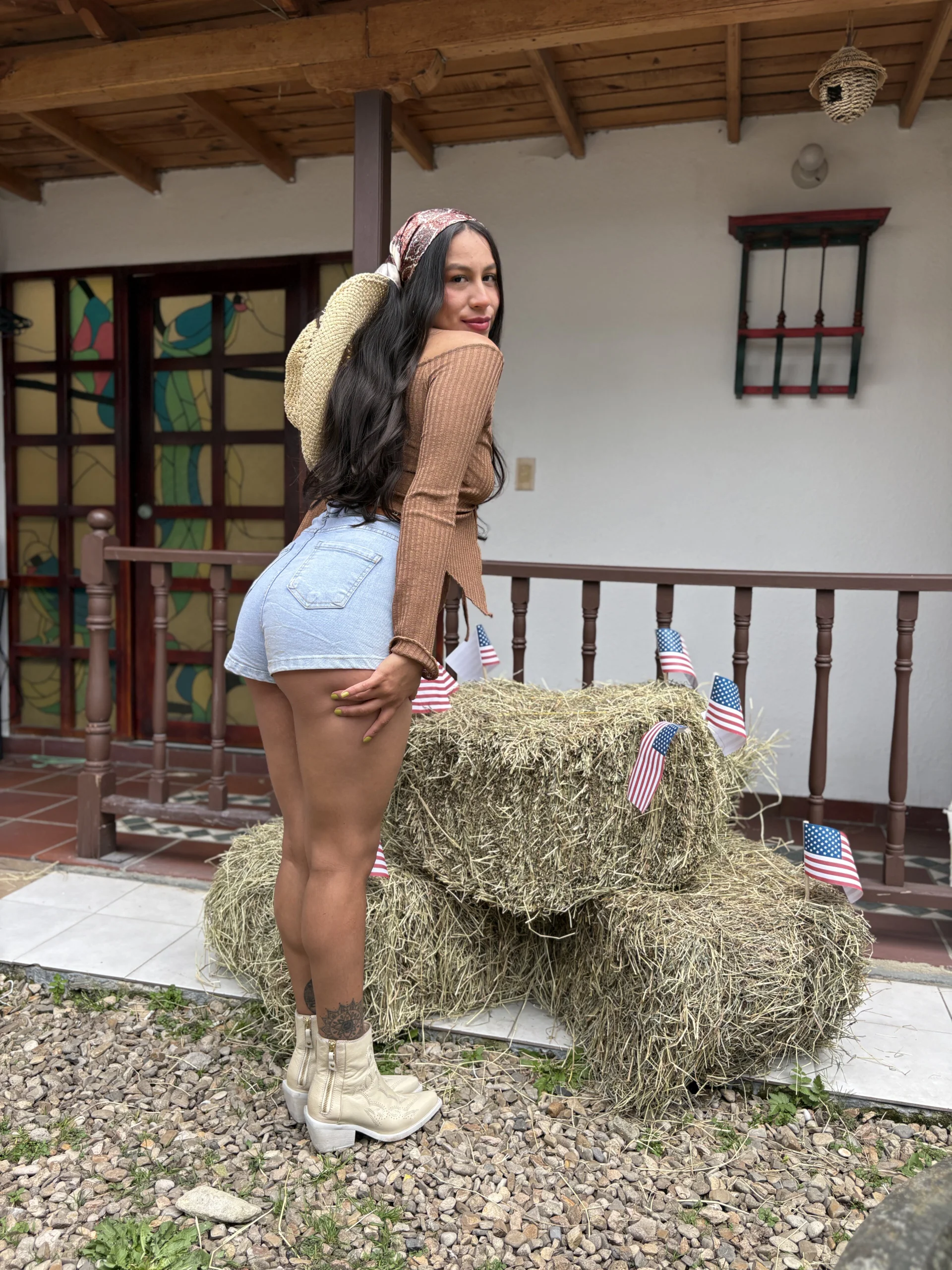 XXX Porn Photo of Nude EmiGomez_ 69