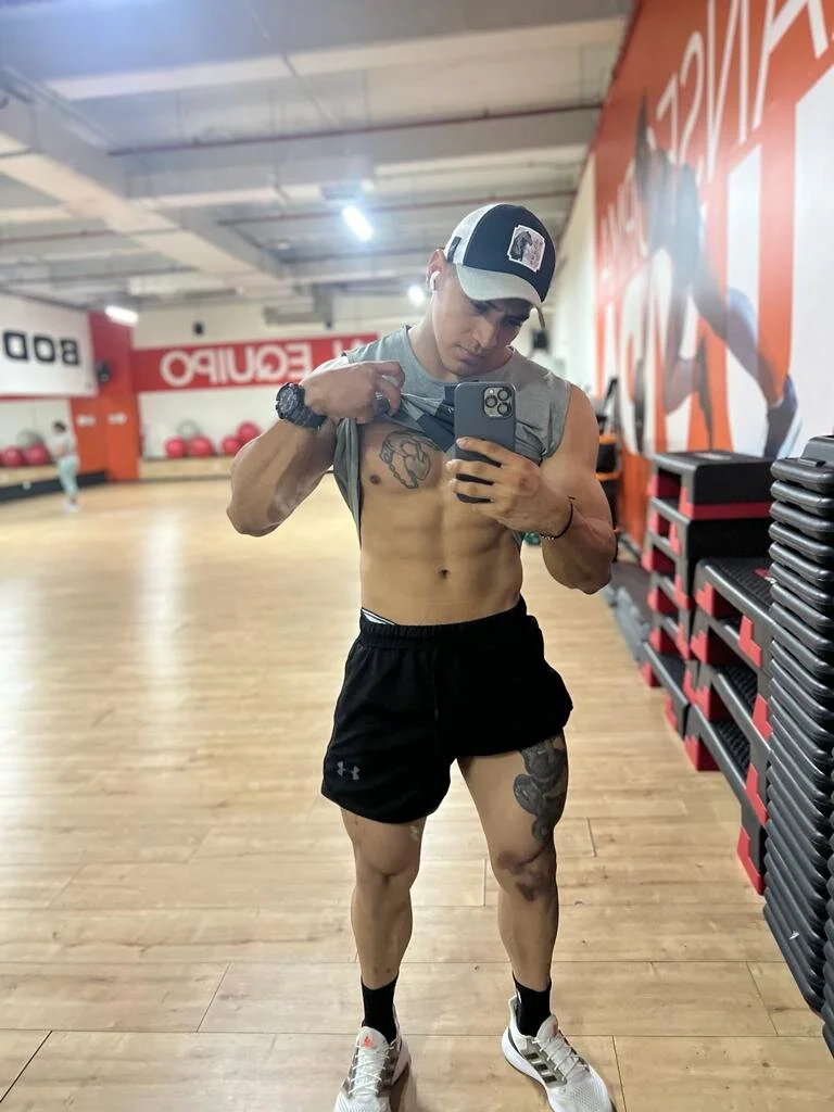 XXX Porn Photo of Nude tom_fox15 1