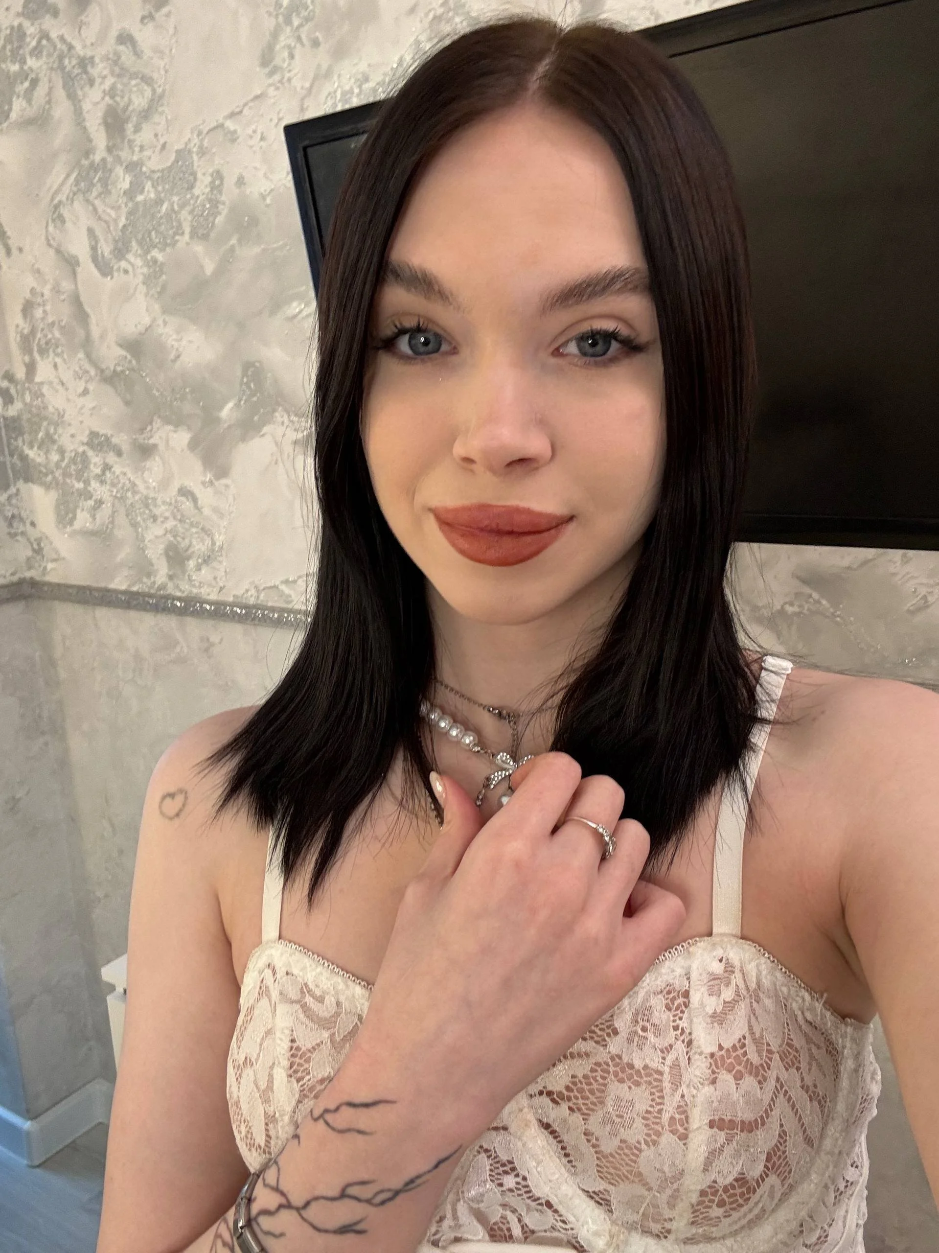 XXX Porn Photo of Nude AangellFace 3