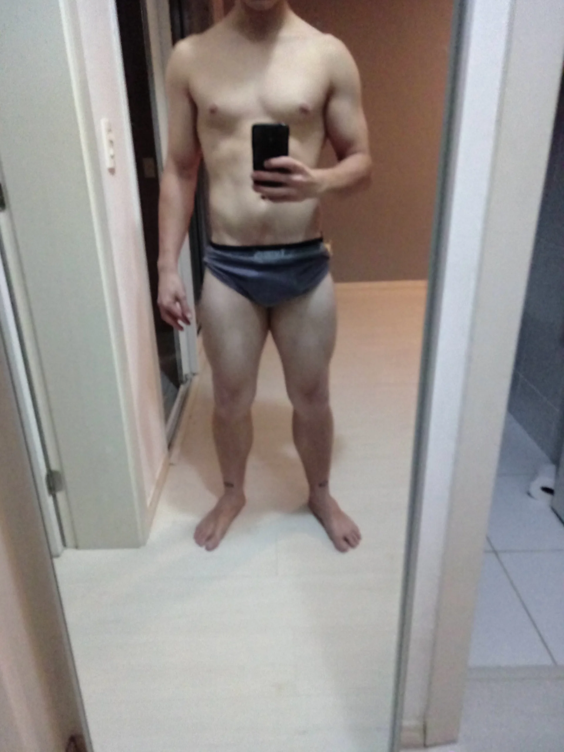 XXX Porn Photo of Nude Mr_bloondBr 4