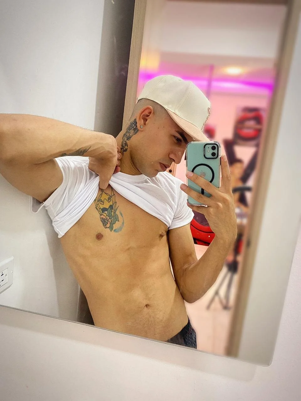 XXX Porn Photo of Nude Sexy_boys_hell2 31