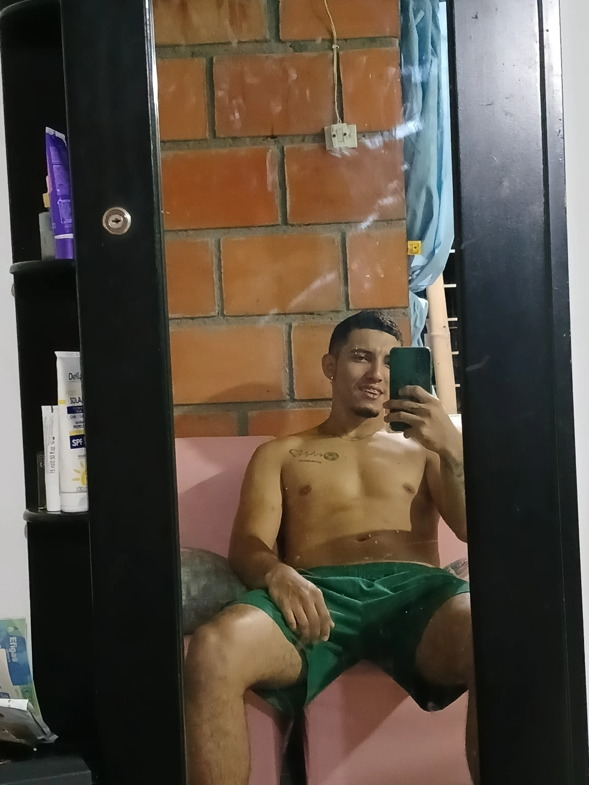 XXX Porn Photo of Nude kingtero09 3