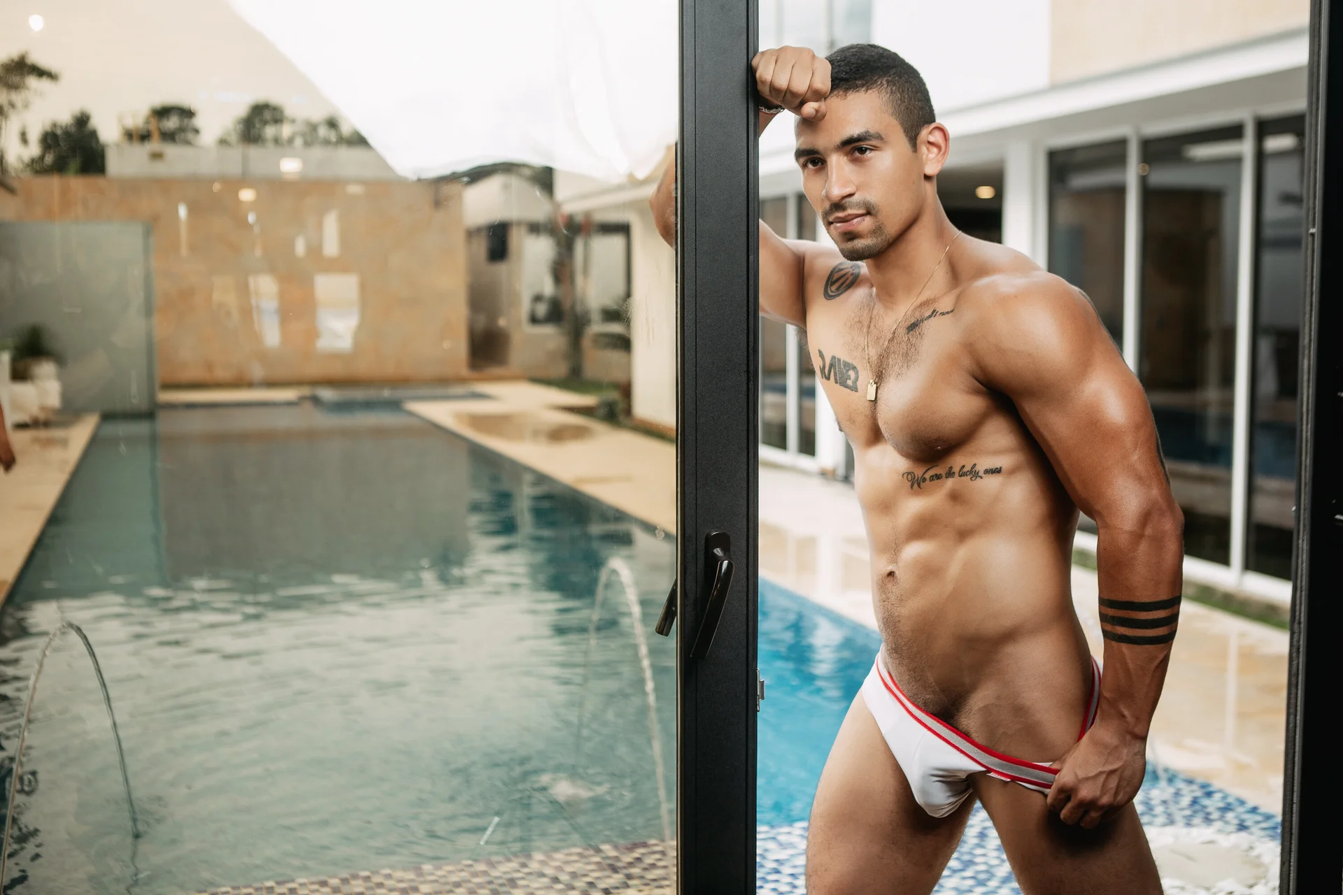 XXX Porn Photo of Nude Romeocolin 2