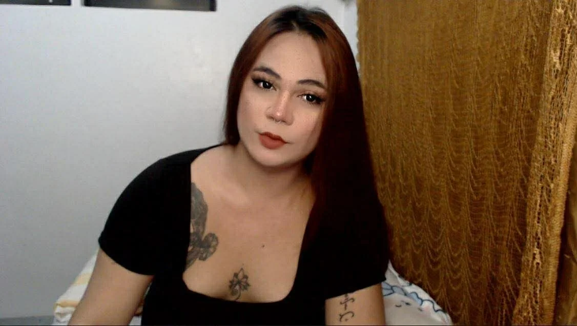 XXX Porn Photo of Nude hermaphrodite199x 1