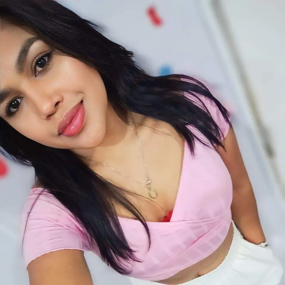 XXX Porn Photo of Nude NaiirobiSwan 1