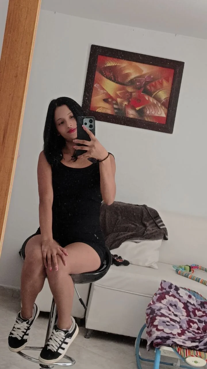 XXX Porn Photo of Nude EllaScott7 1