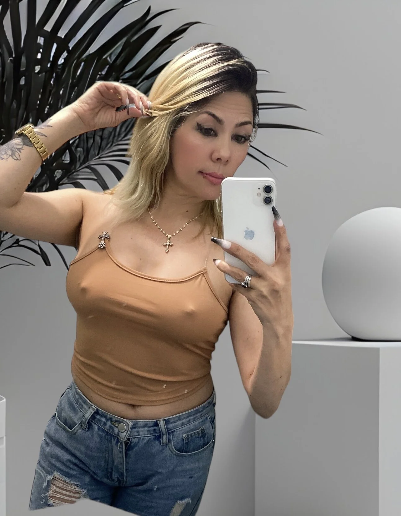 XXX Porn Photo of Nude MistressAndre 83