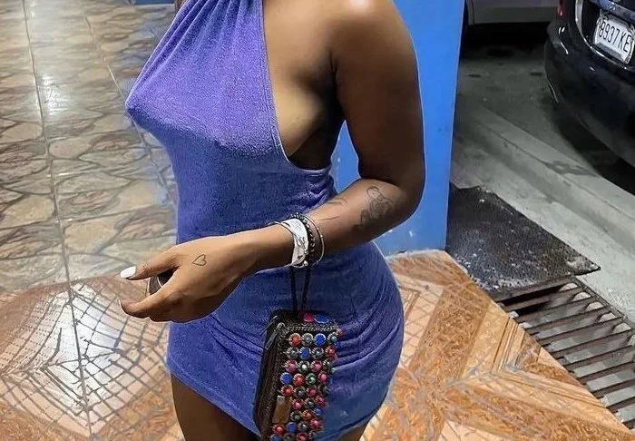XXX Porn Photo of Nude TeenieReeny 1