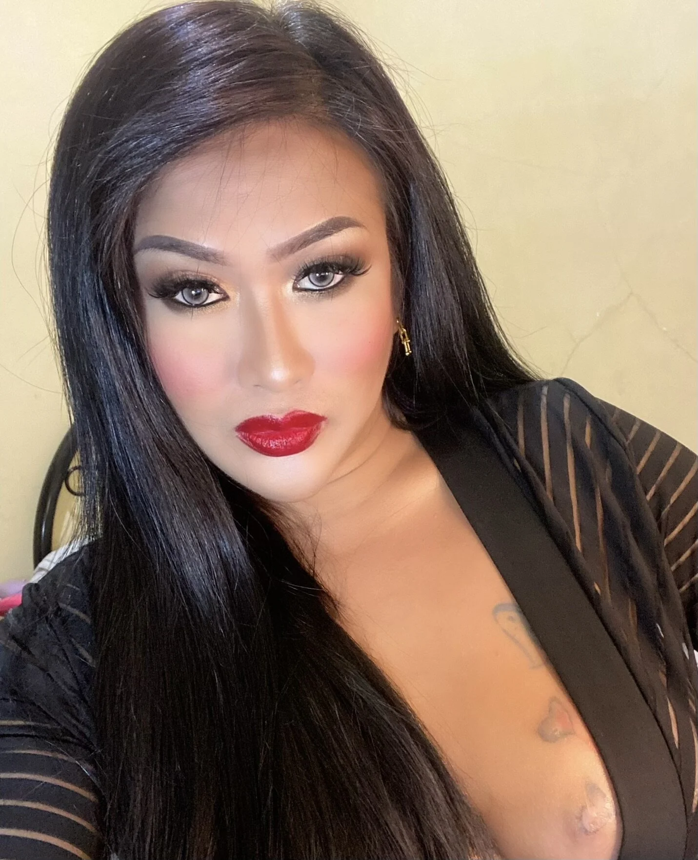 XXX Porn Photo of Nude Hugecocklady 3