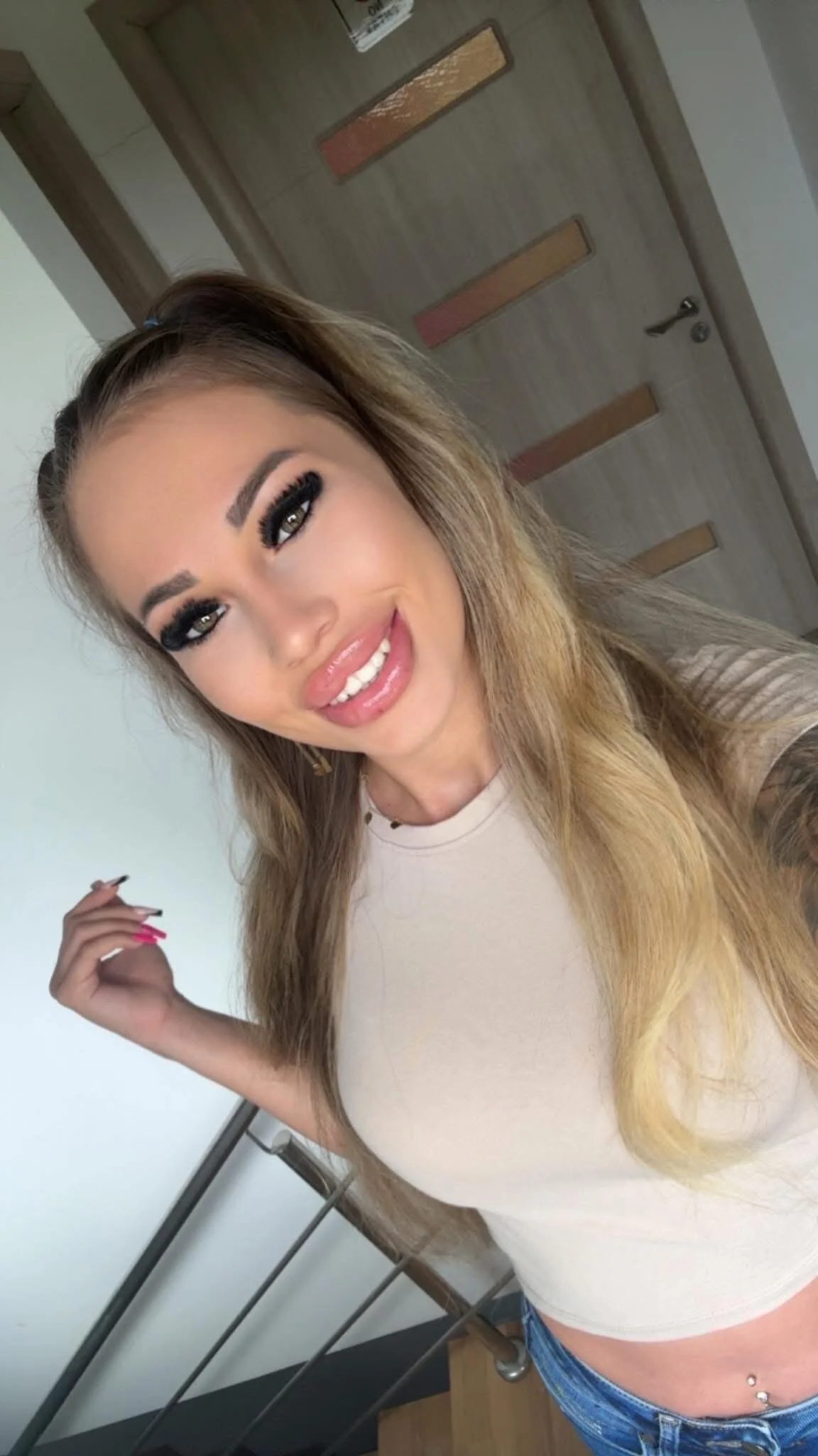 XXX Porn Photo of Nude NycoleQuinn 2