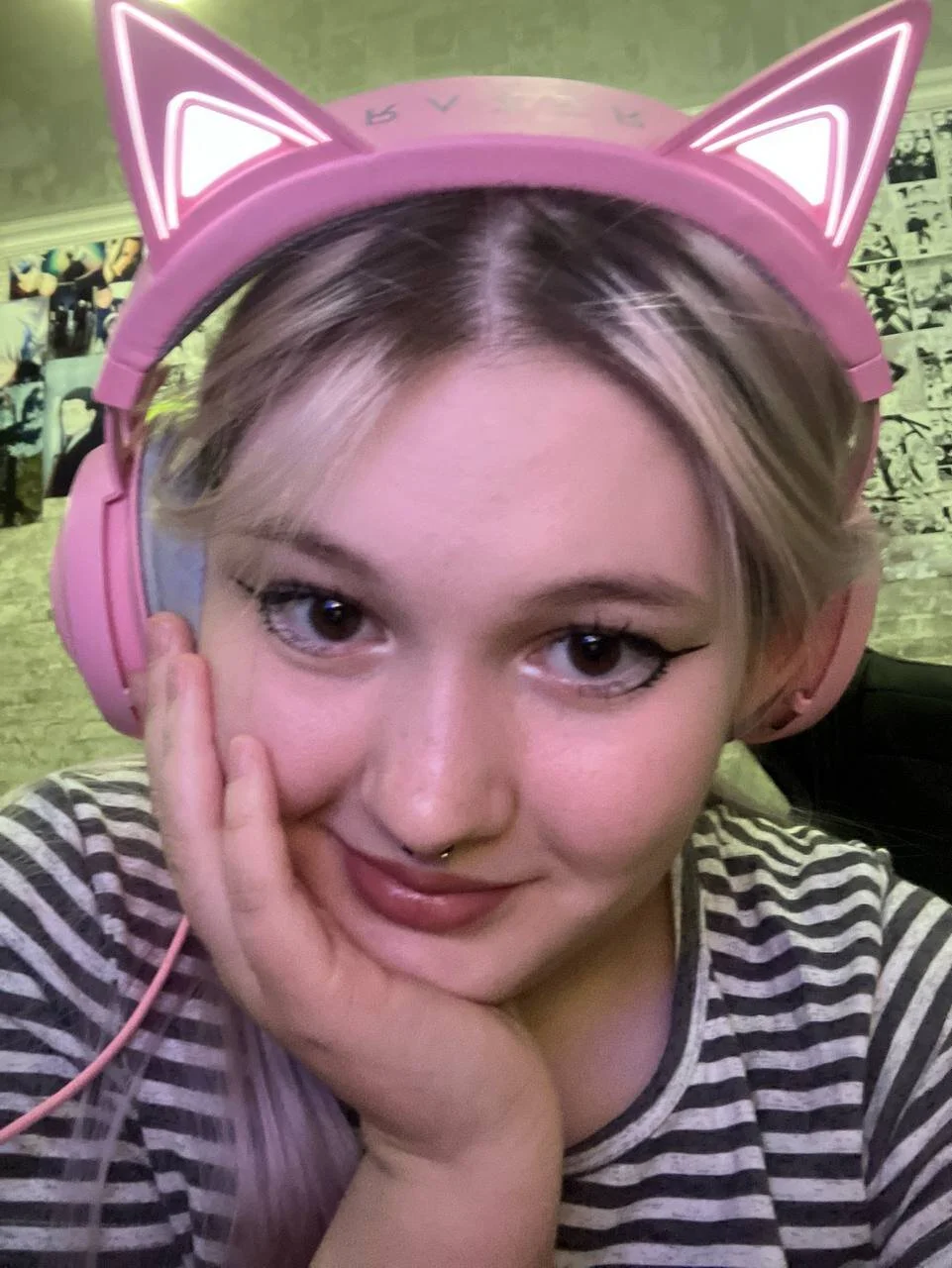 XXX Porn Photo of Nude Revymain 6