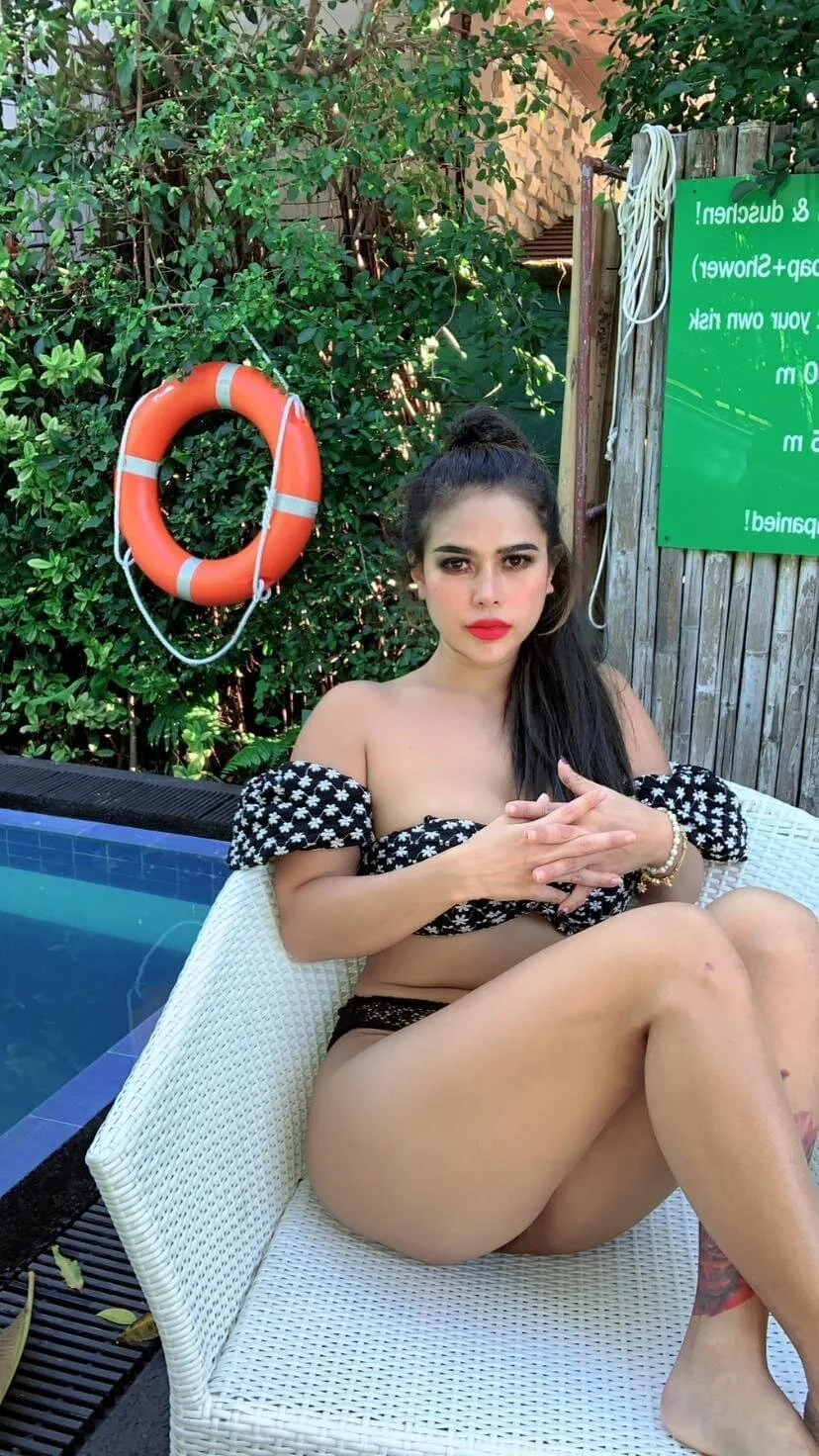 XXX Porn Photo of Nude HorneyKitten 10