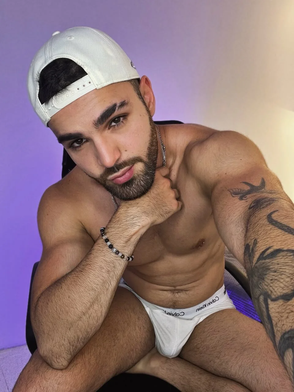 XXX Porn Photo of Nude Apolo_lux1 25