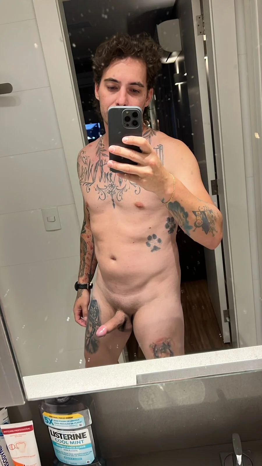 XXX Porn Photo of Nude SaaS_02 2