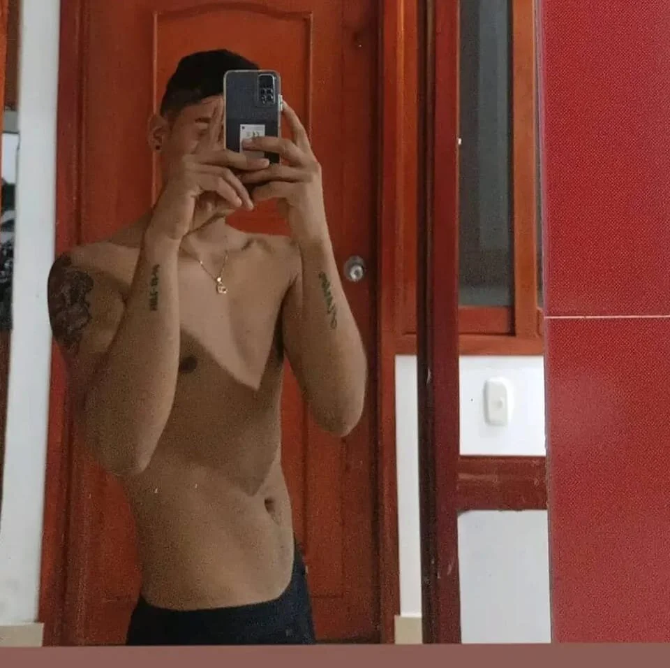 XXX Porn Photo of Nude zandernoir18 14