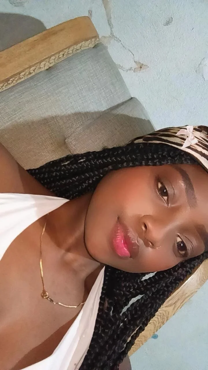 XXX Porn Photo of Nude iam_liza 5