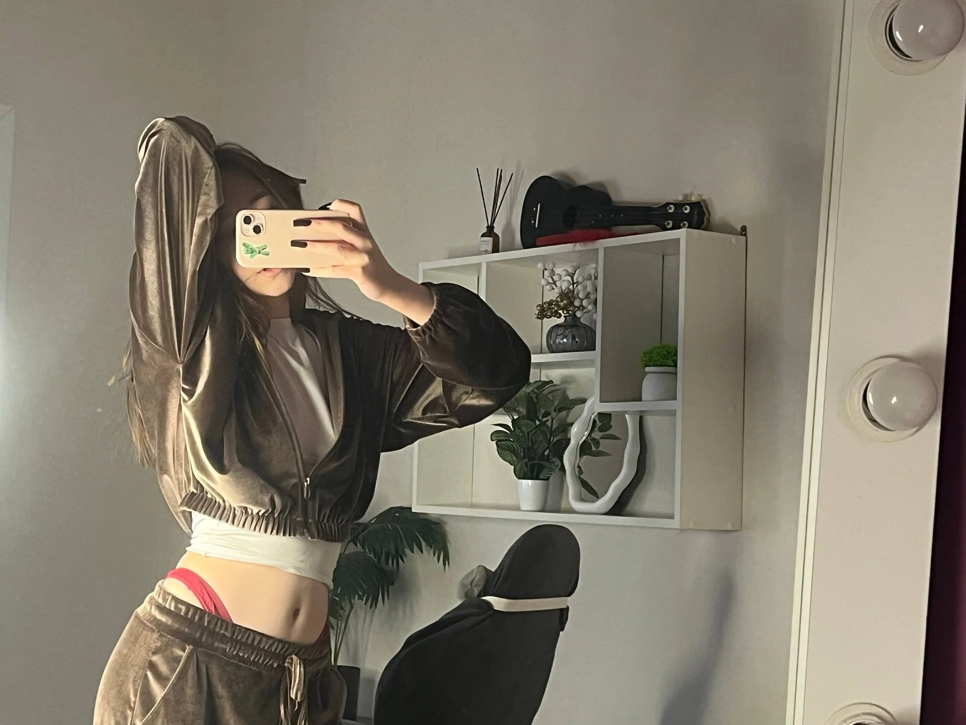 XXX Porn Photo of Nude Miche1le_Allenne 23