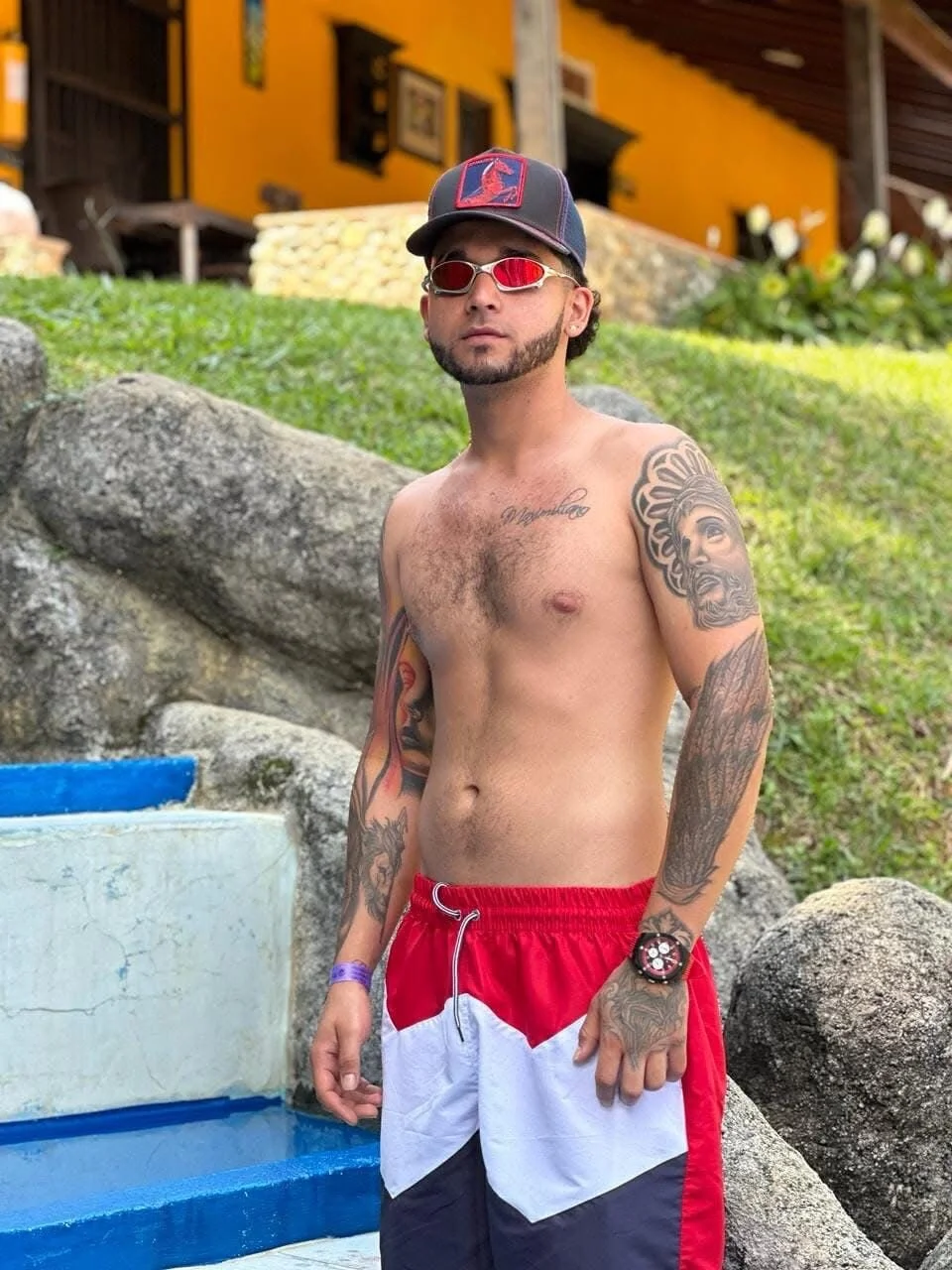 XXX Porn Photo of Nude the_buho 4