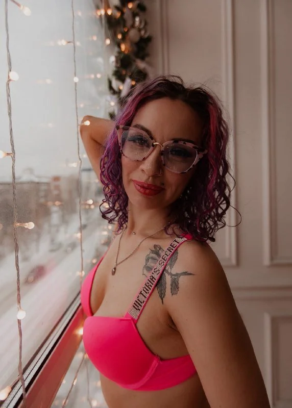 XXX Porn Photo of Nude Darina_Monclie 9