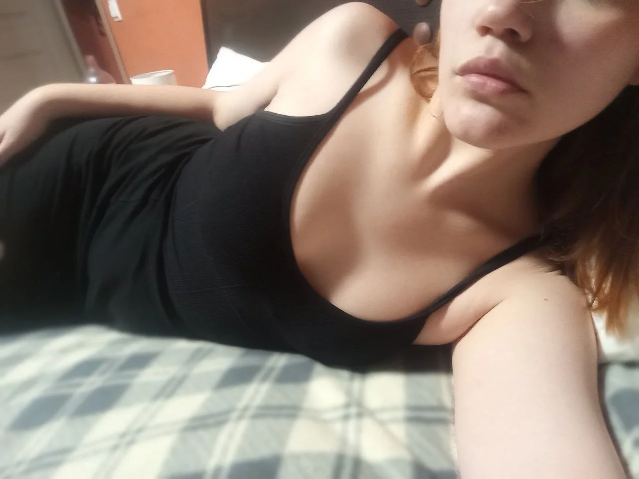 XXX Porn Photo of Nude EllieFoxy 1