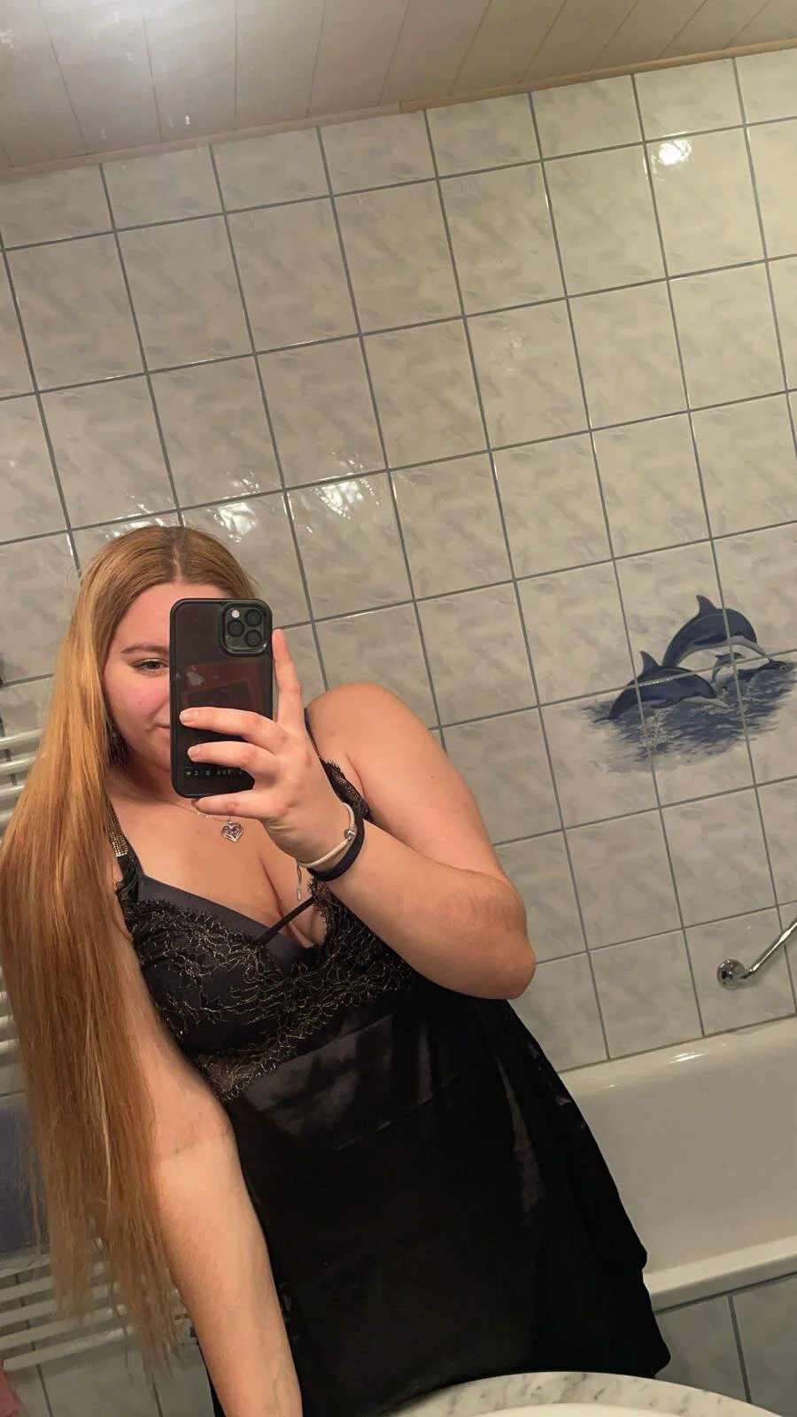 XXX Porn Photo of Nude Mia_lou05 24