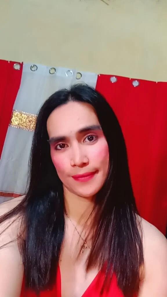 XXX Porn Photo of Nude HornyKerujieTrans 5
