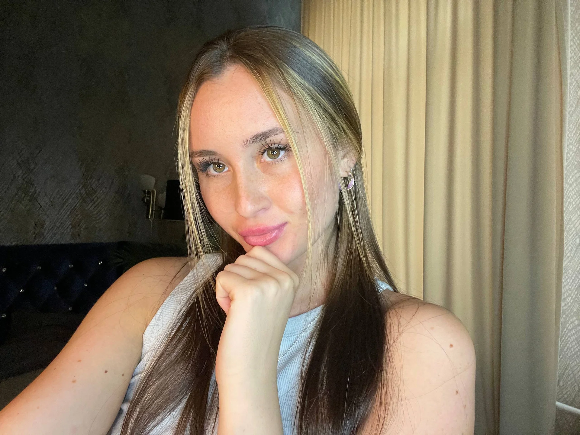 XXX Porn Photo of Nude sweety_pie_girl 5