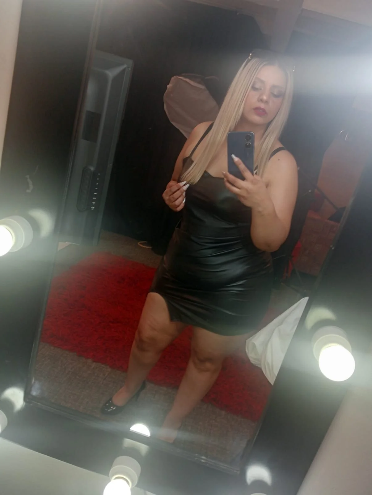 XXX Porn Photo of Nude kathaleyagrayy 5