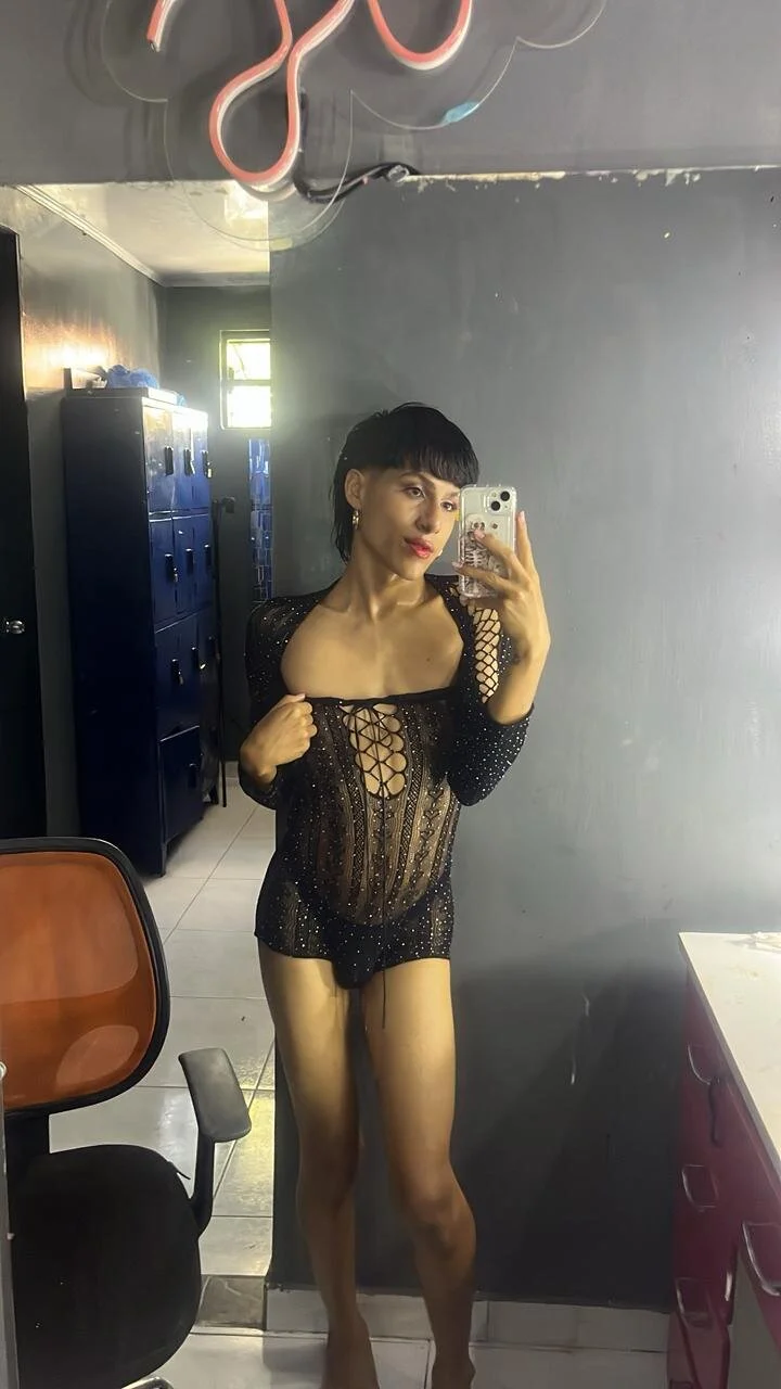 XXX Porn Photo of Nude Evans_Robinson 25