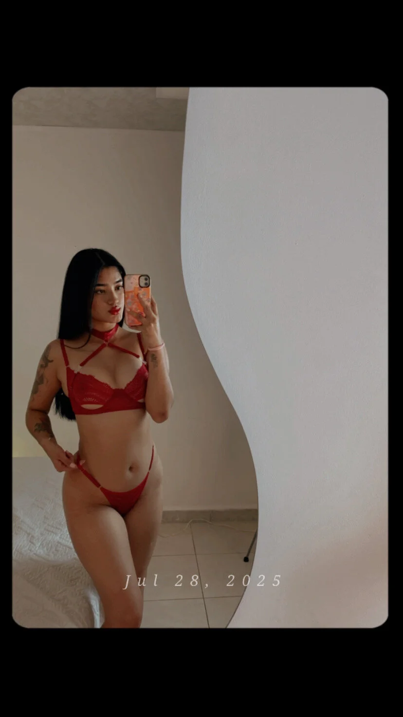 XXX Porn Photo of Nude charlotte_9999 144