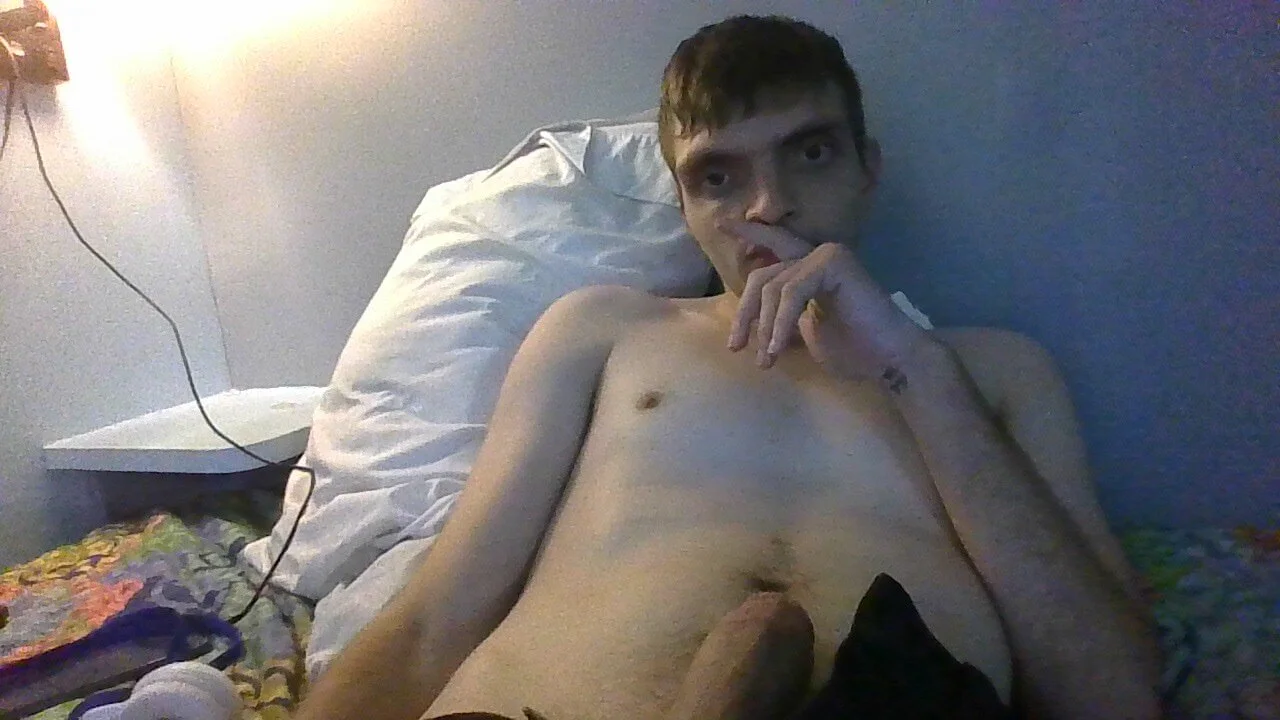 XXX Porn Photo of Nude hugdickwhiteboy 4