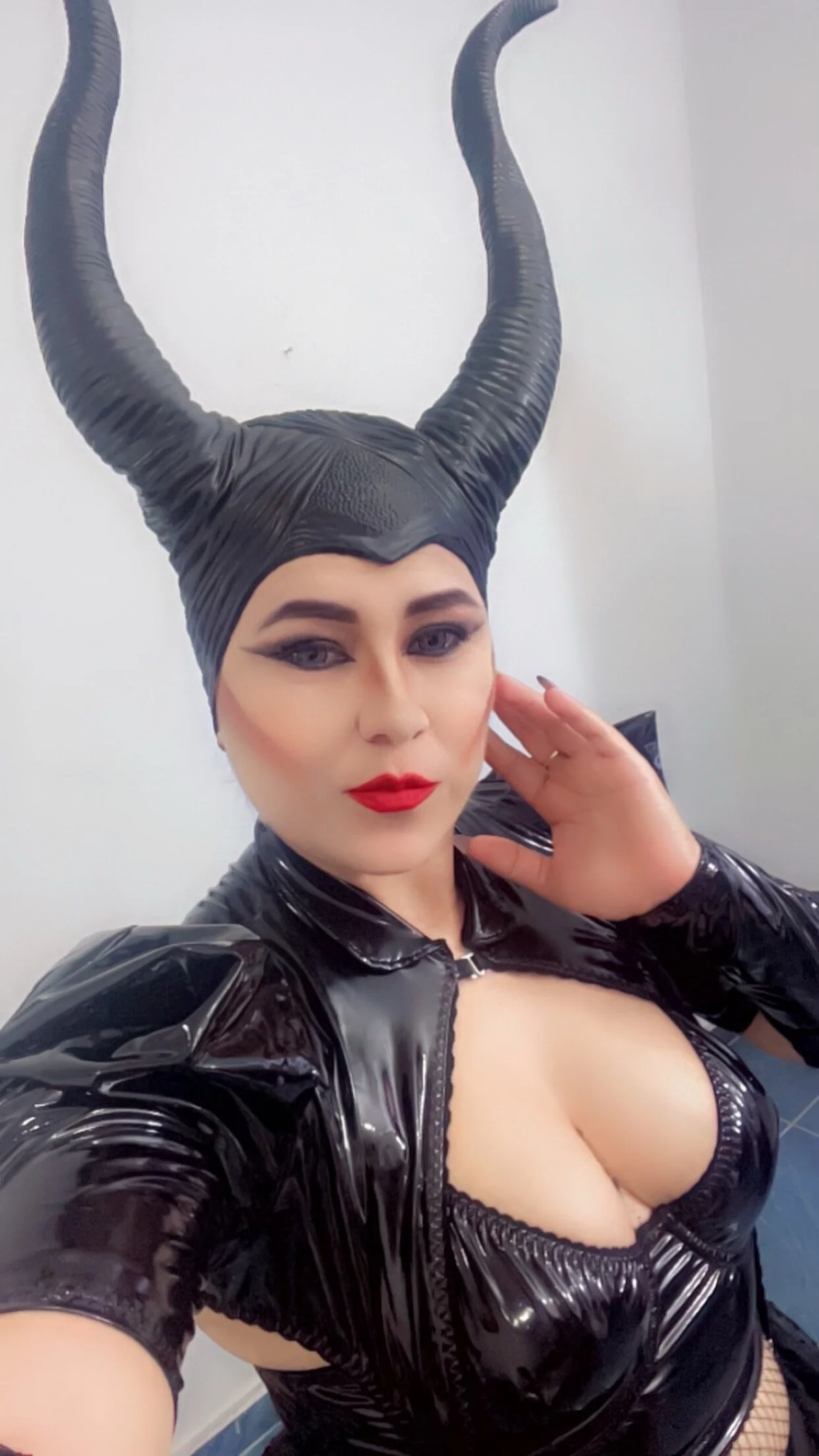 XXX Porn Photo of Nude naireth_curves 6