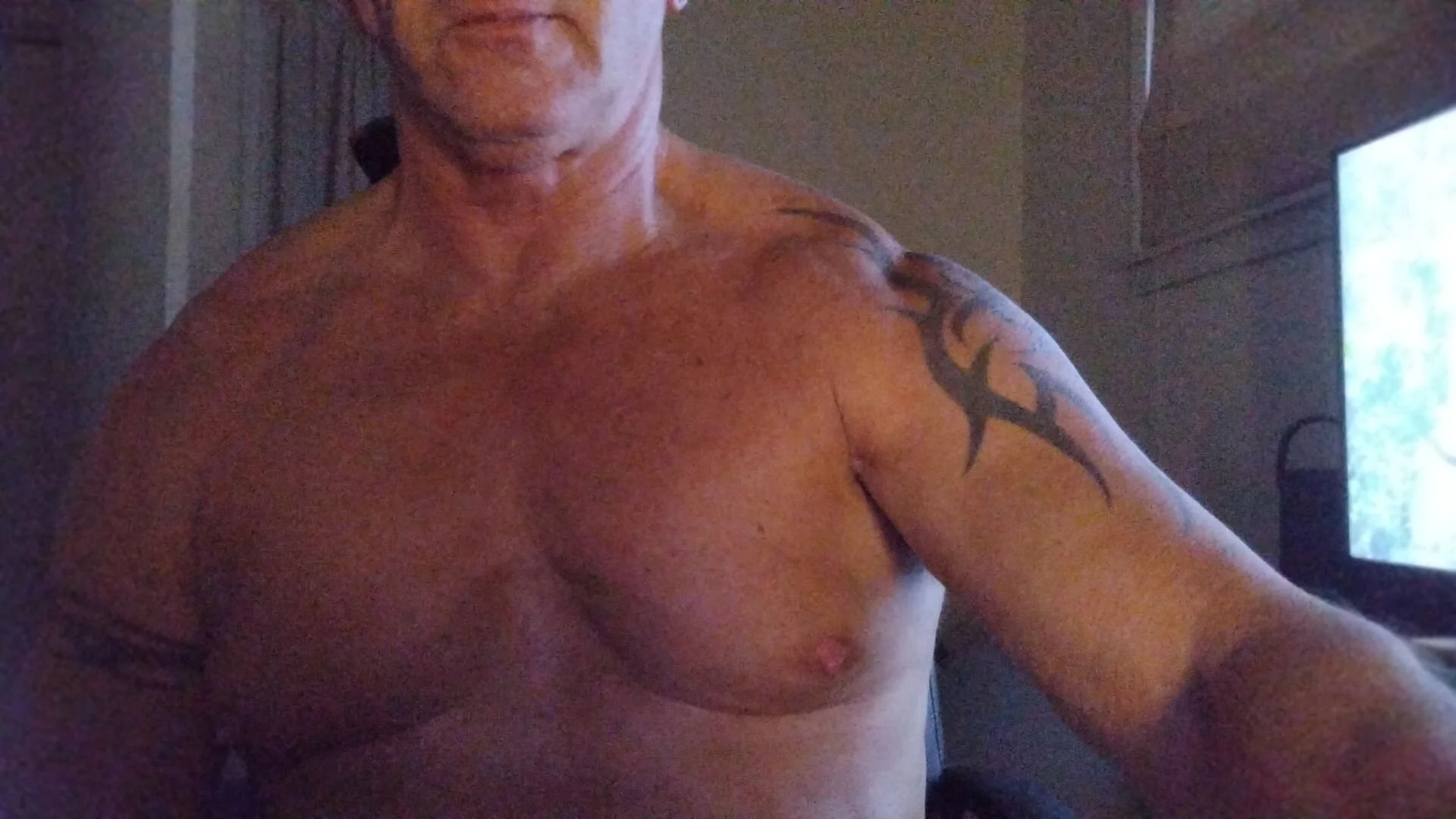 XXX Porn Photo of Nude Mike_pumps 5