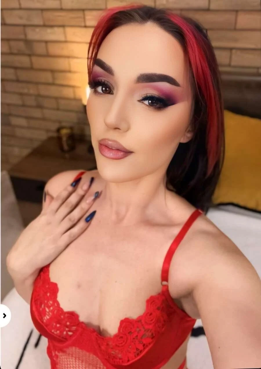 XXX Porn Photo of Nude MeganFoxiyyy 35